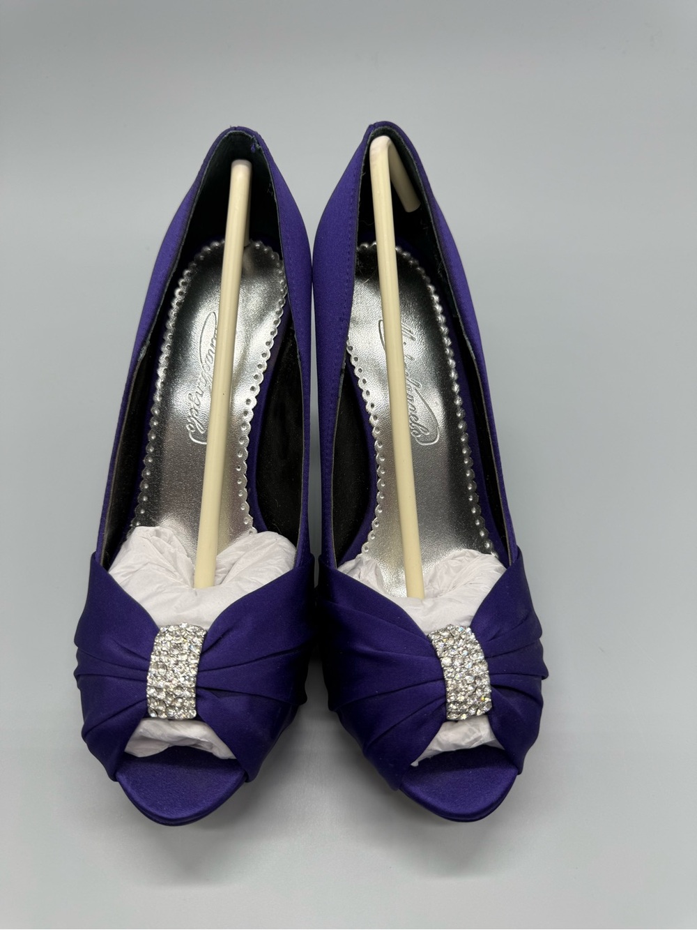 Michaelangelo "Diana" purple satin 4 inch heel size 6.5